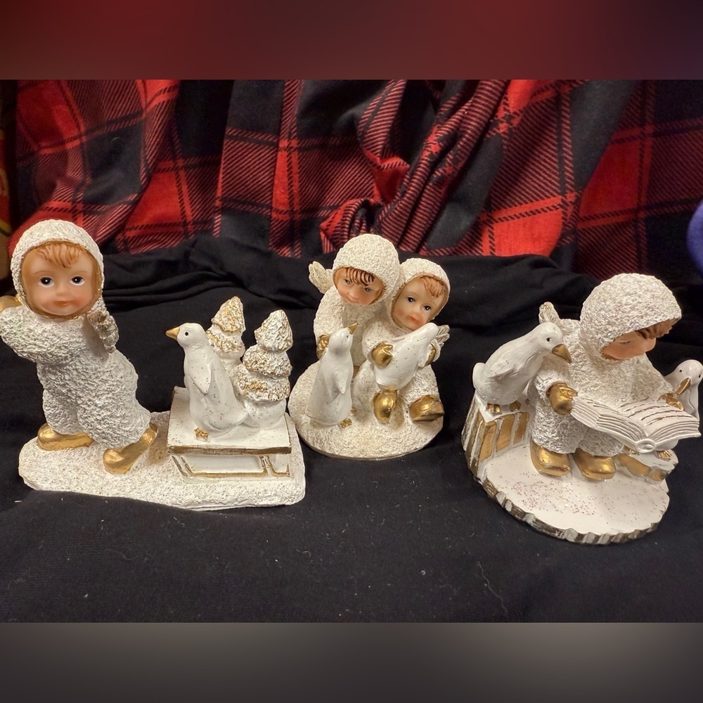 K’s Collection Penguins and Snow Children Figures White Gold Holiday Christmas